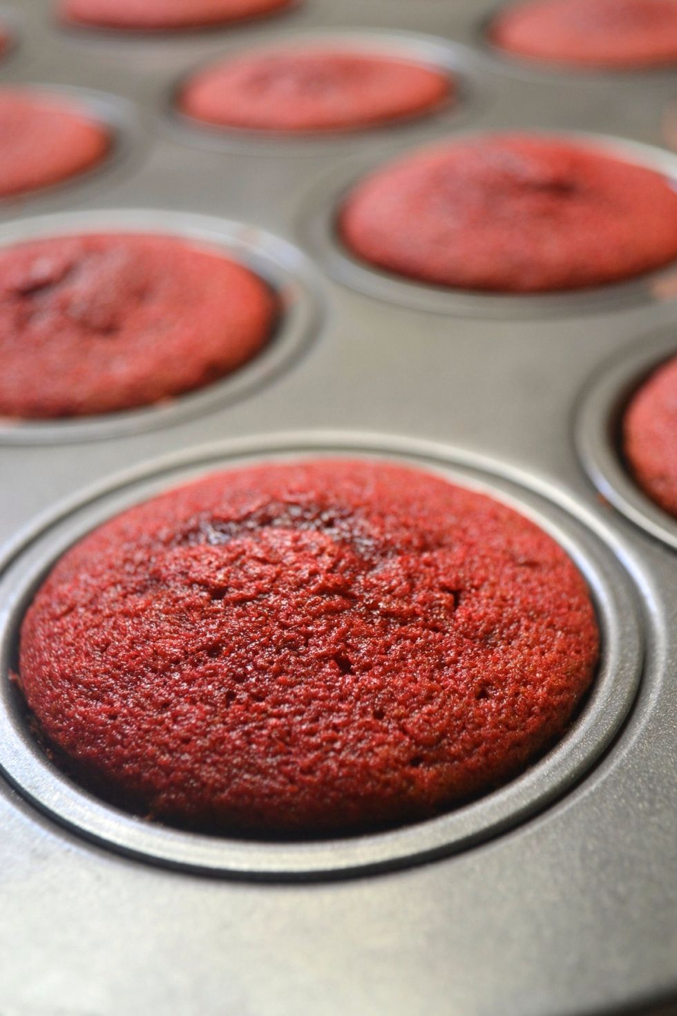 Bake them at 180 degrees Celsius for 18-20 minutes! After baking cool on a wire mesh for 30 minutes.