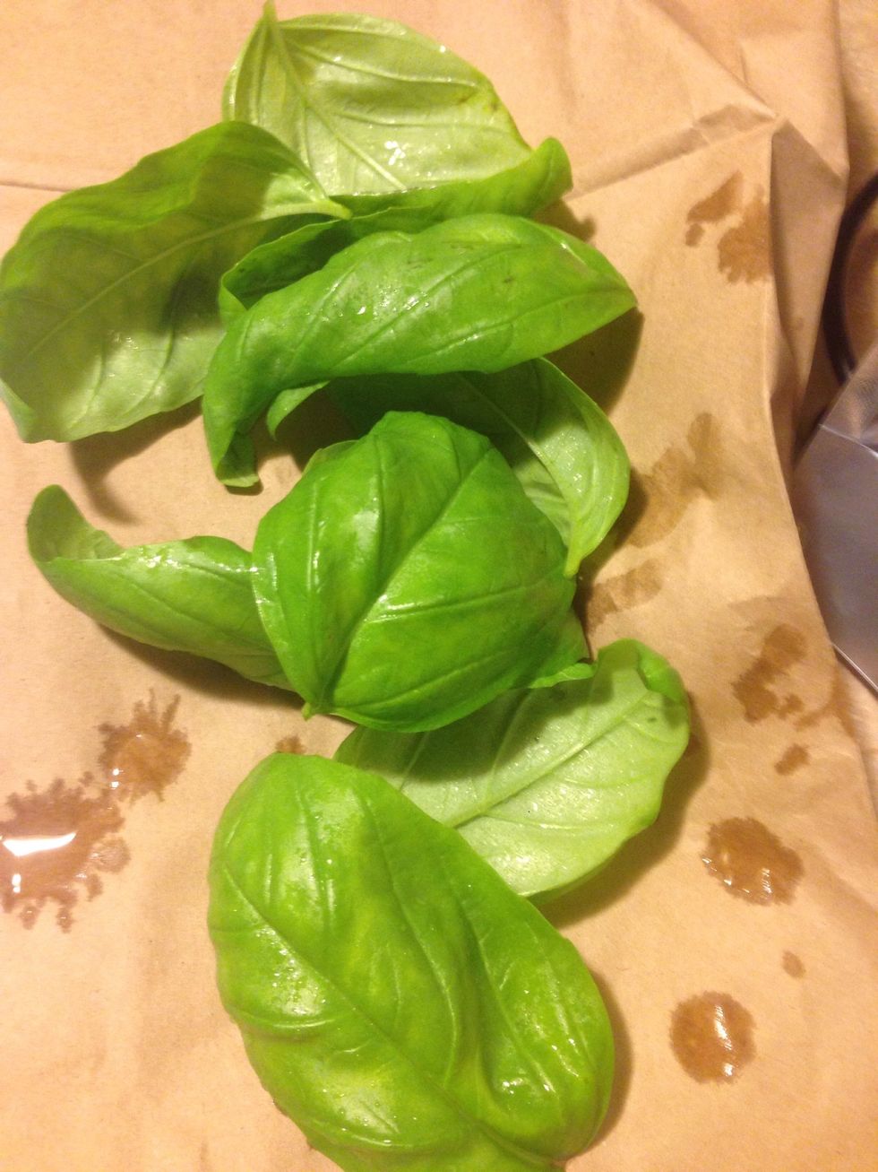 Basil leaves. As many as u desire