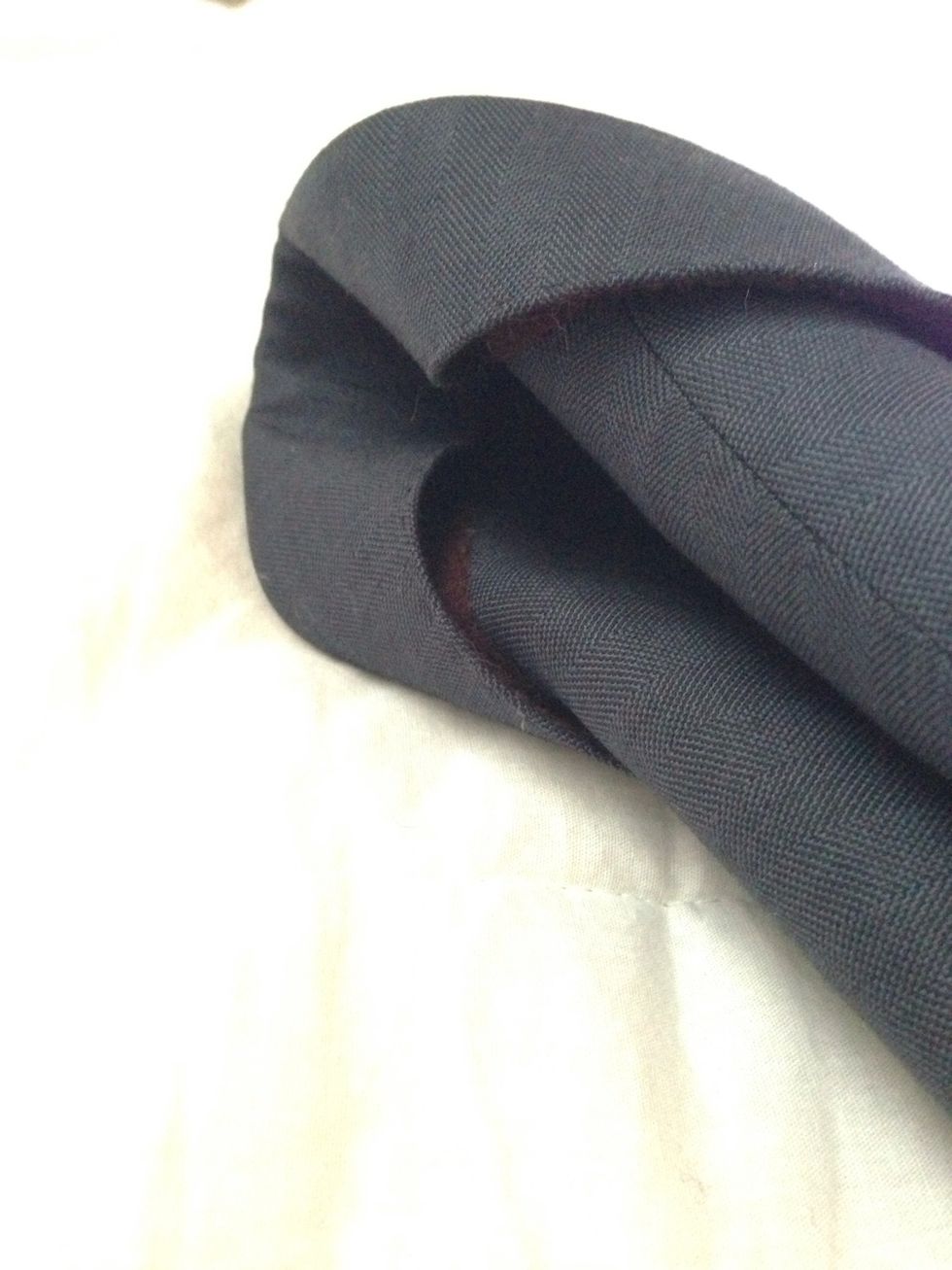 How to fold a suit coat or blazer (for travel) B+C Guides