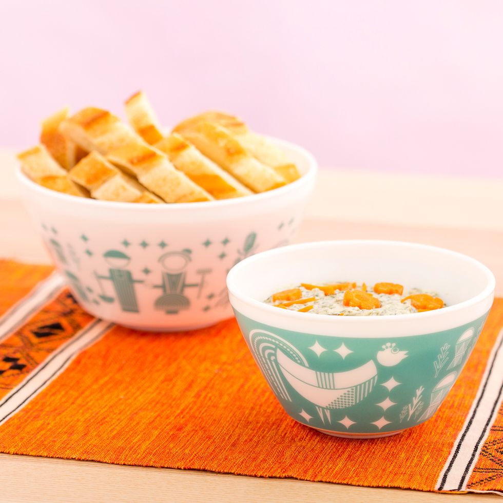 Be sure to pay attention to the details and snag some of these amazing Rise \u2018N Shine Vintage Charm\u2122 bowls. The details are so adorable and vintagely on point. http://bit.ly/2fhtnuh