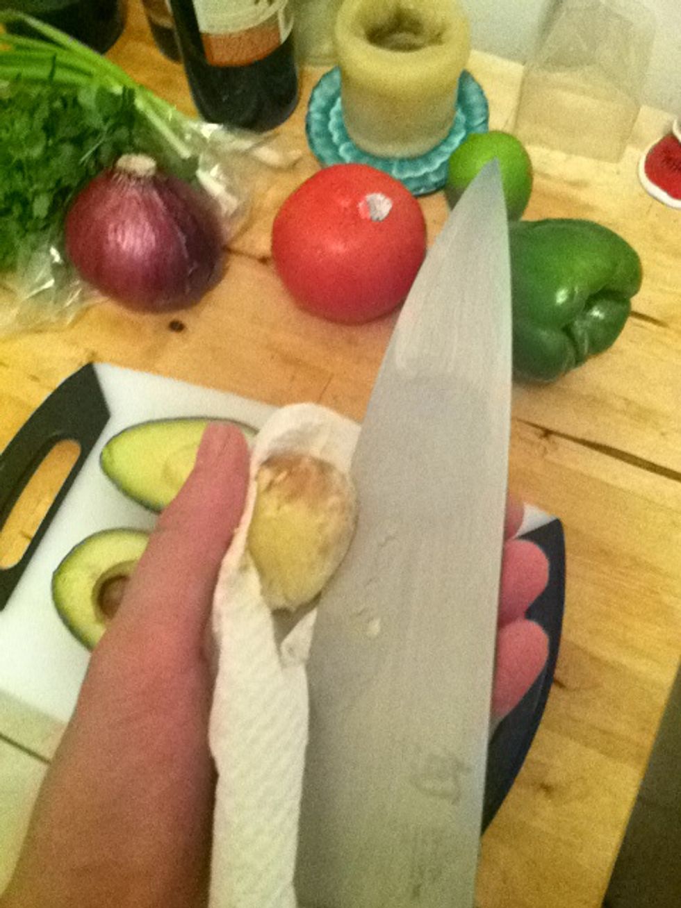 Be very careful removing the pit from the knive!! It's slippery and you can cut yourself.