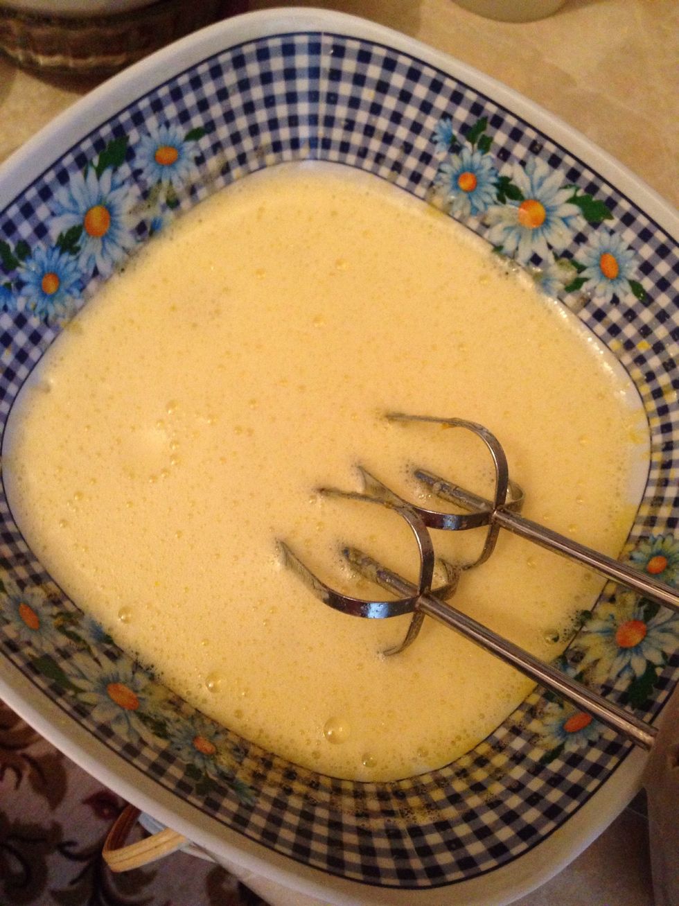 Beat eggs with sugar and add oil, beat more.