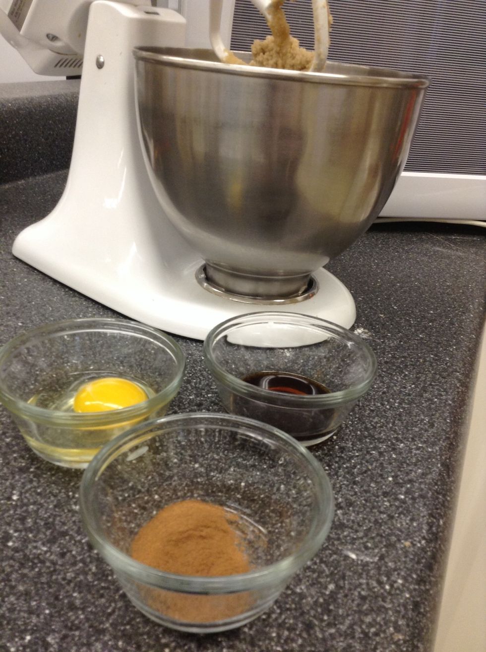 Beat in cinnamon vanilla extract and egg