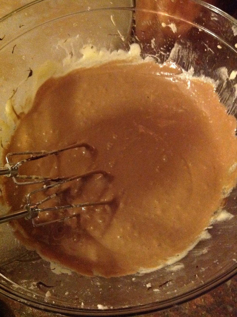 Beat In the melted chocolate for 15 seconds.