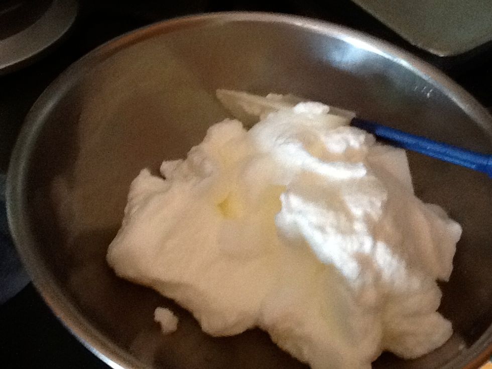 Beat the 6 white eggs until fluffy