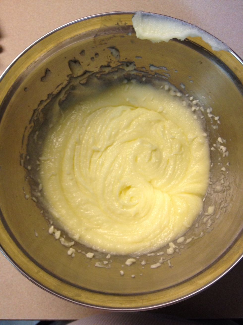 Beat the egg thoroughly.