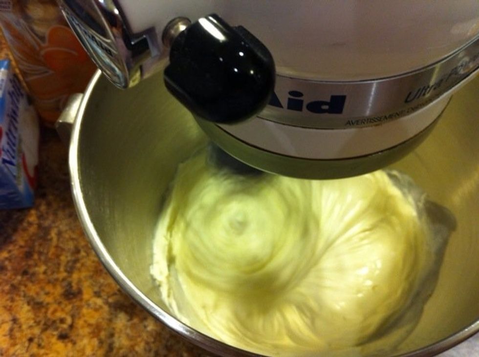 Beat the mascarpone cheese.