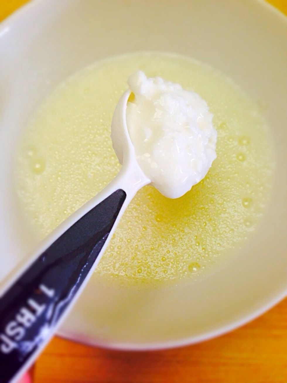 Beat the whites then add 2 tablespoons cottage cheese and mix