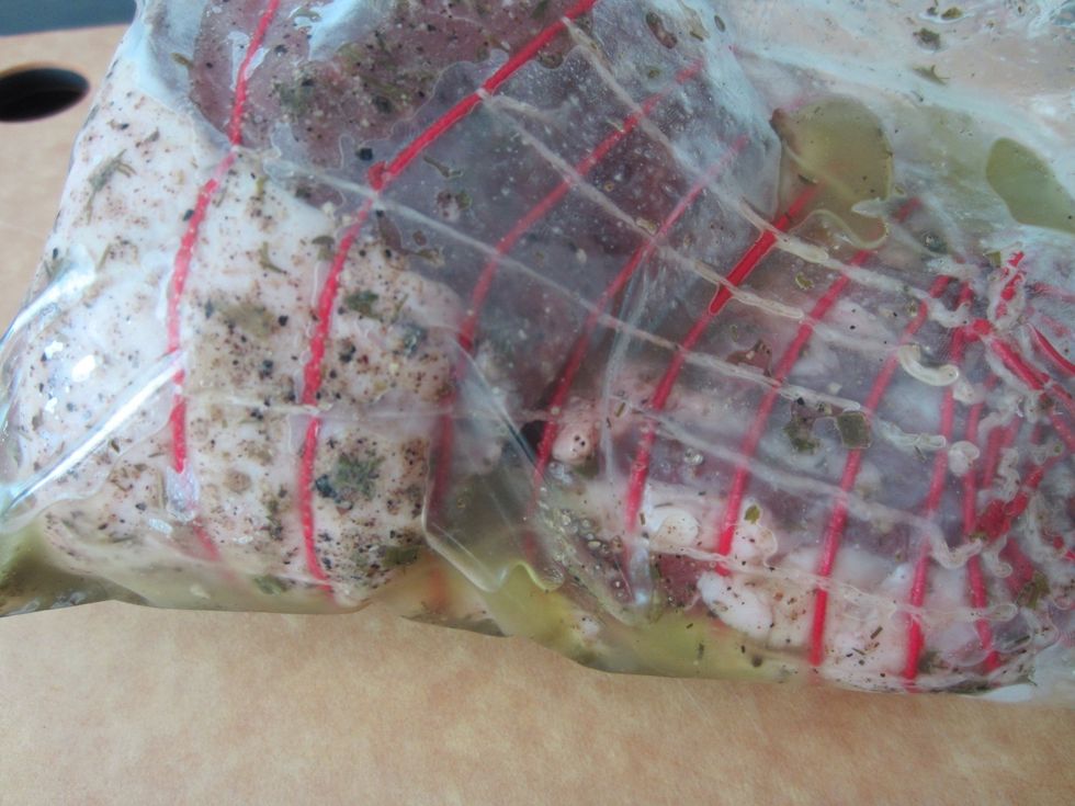 Before cooking take out leg out of fridge long enough to reach room temp. This will help cooking the leg evenly throughout the cut. Set oven to 475 degrees