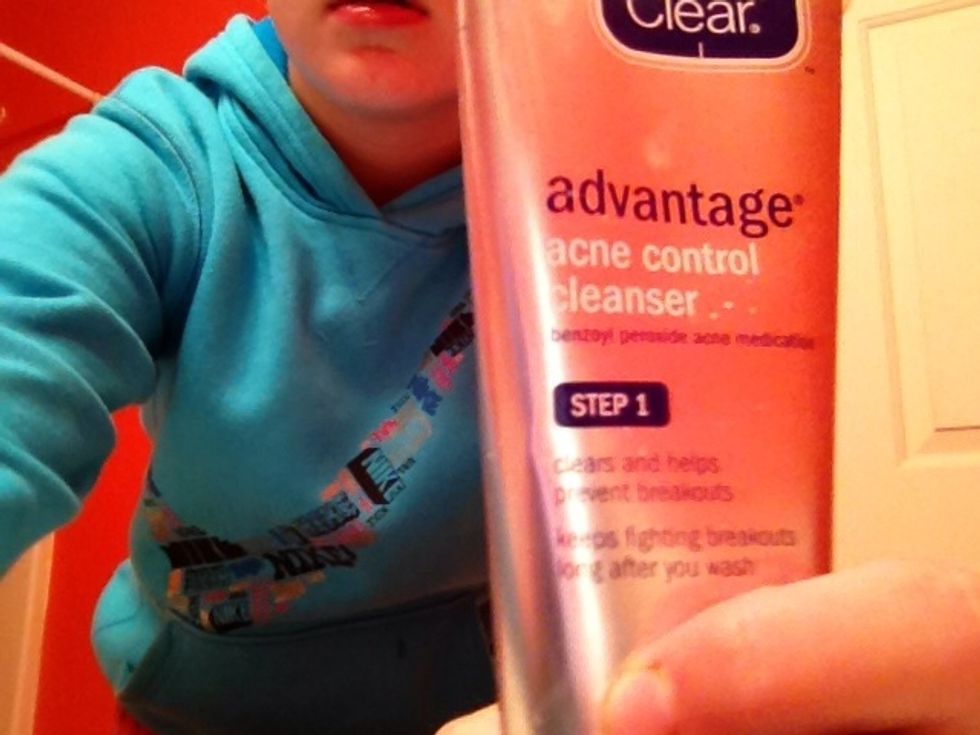 Before I apply step 1- (acne control cleanser) I wet my face. Then I apply that all over my face. After that I splash water on my face.\u270c\ufe0f