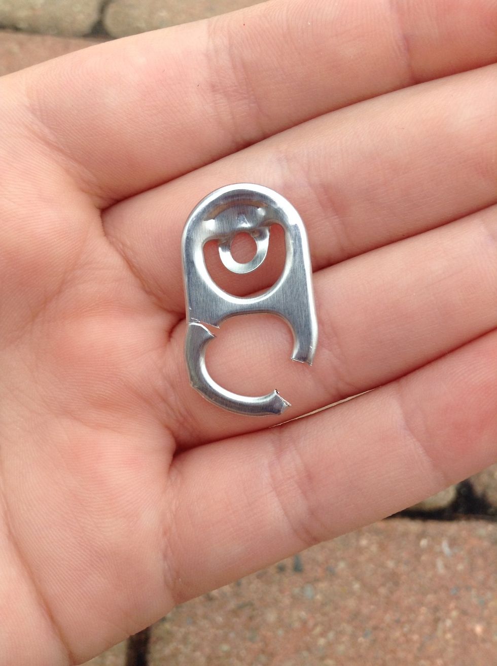 Bend the broken side out a bit.