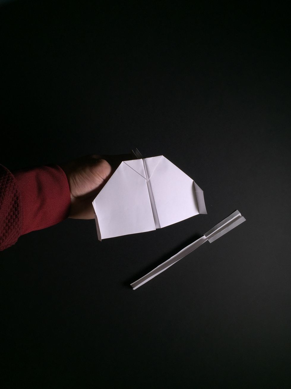 Bend the wingtips up.