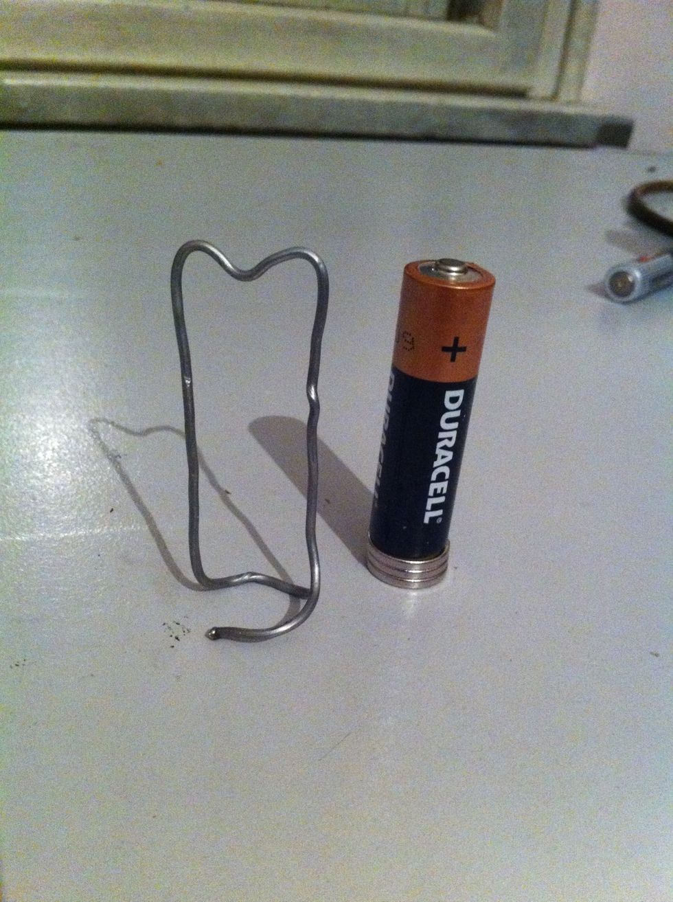 Bend the wire into roughly this shape.