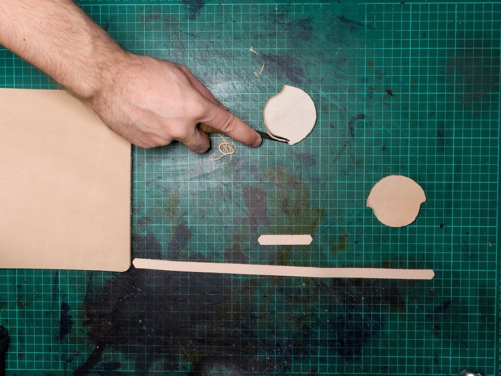 Bevel the edges: Use a #2 beveller to bevel the edges. Be careful where you\u2019re bevelling! The next image shows more details.