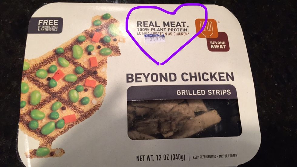 Beyond meat faux chick'n
