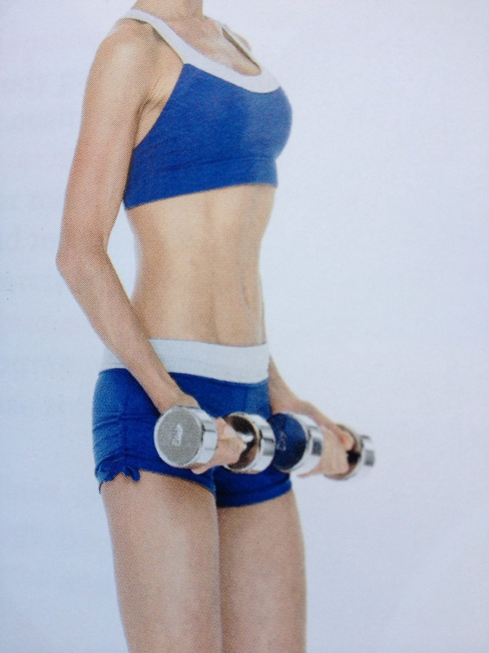 How to use weights at the gym a woman's guide B+C Guides