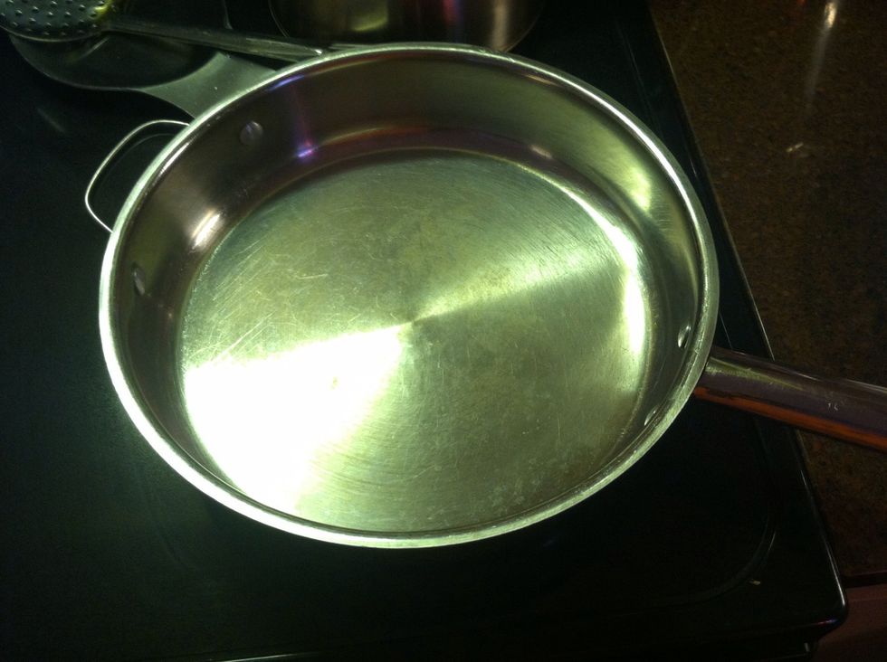 Big skillet means just that BIG SKILLET! If you don't have one cook in batches lest you endeavor to enjoy cabbage soup. Ha Put on medium heat while you chop your bacon.