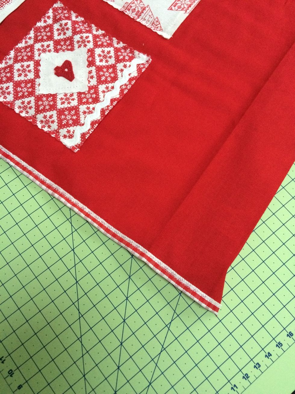 Bind right and left sides with ribbon down the full 41 inch length