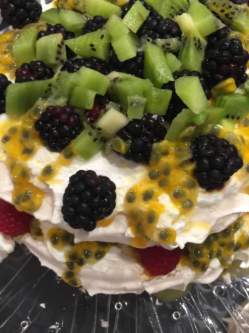 Blackberries, passion fruits and kiei
