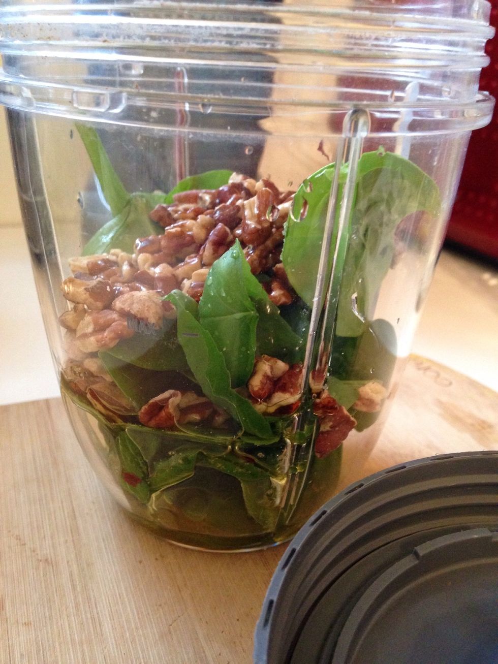 Blend all ingredients (except onions and mozzarella) in a magic bullet, nutribullet or good old blender.