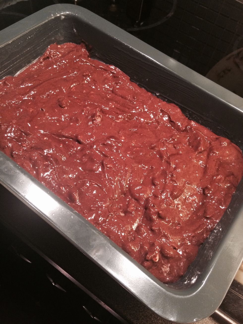 Blend all Ingredients together and add to the tray. (Remember to smear tray with coconut oil). Dry first and wet after.