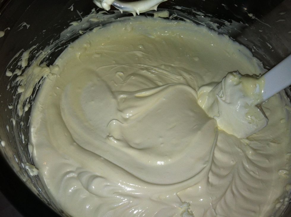 Blend it for just under a minute. Don't wanna over beat it into the mixture, just enough to incorporate a decent amount.