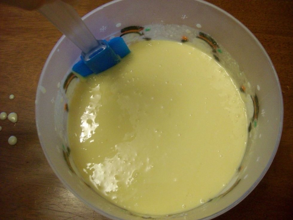 Blend this in a mixing bowl cake mix fudge; marble 3 eggs; 1/3 cups water; 1/3 cups vegetable oil.