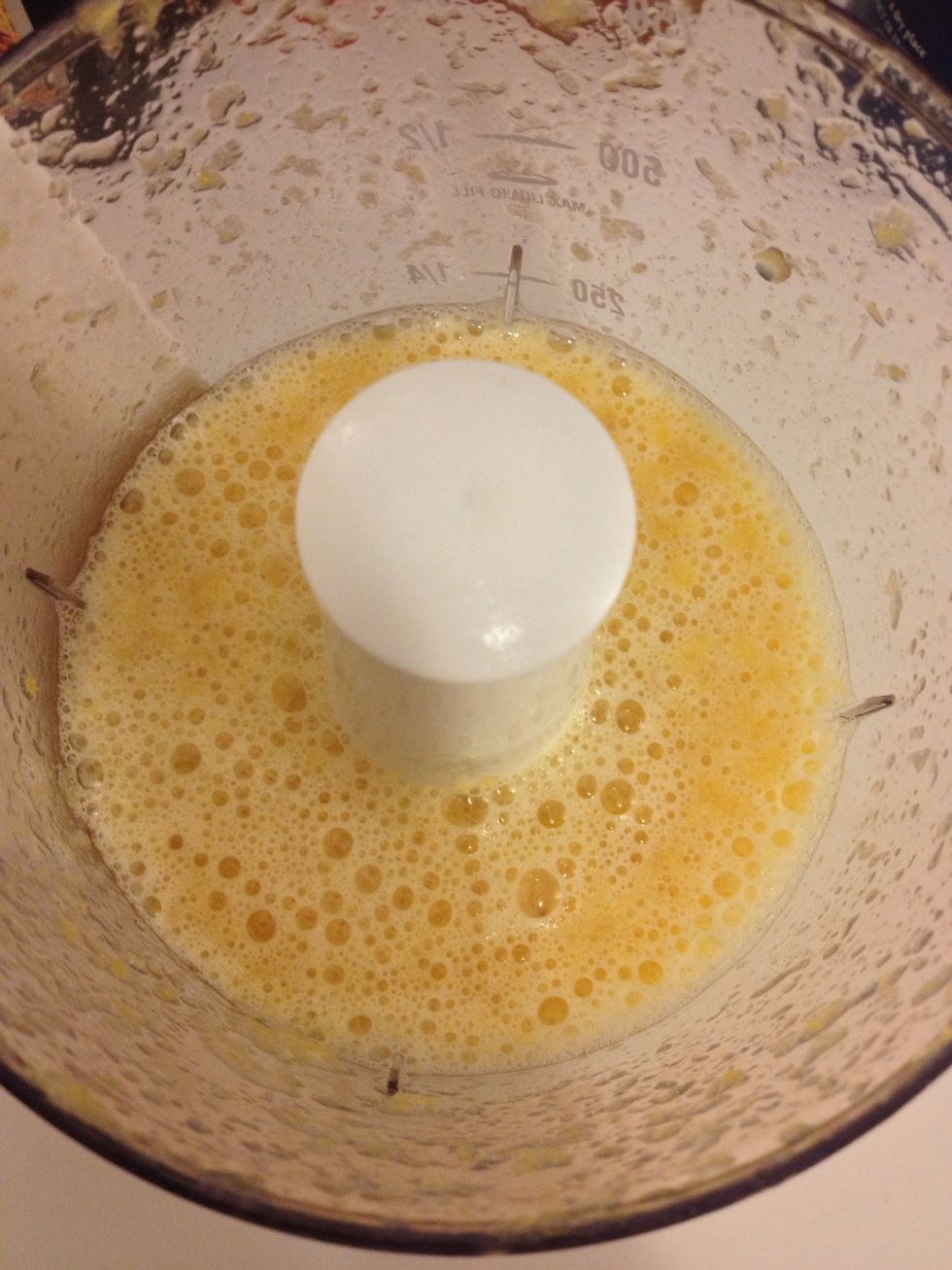 Blend til it's smooth like so and pour into a saucepan.