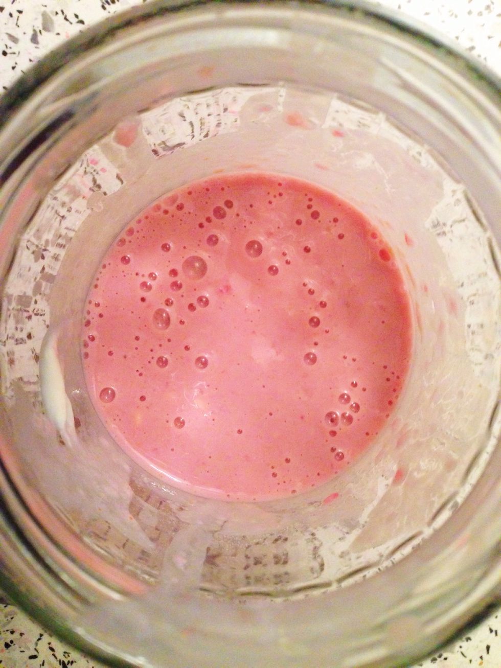 Blend until it's smooth! You can add vanilla protein powder if you want. I did ;)