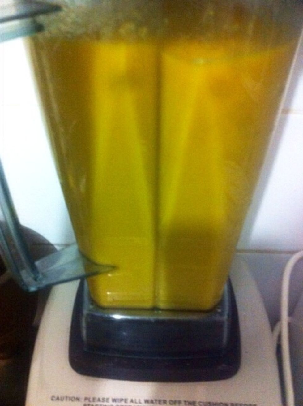 Blend until the vegetables are at a smooth consistency.