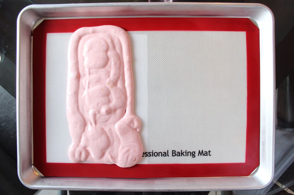 BLOOPER: As you can see in this photo, I forgot to remove my paper template! I didn't remember to pull it out until I poured all the cake batter in....what a mess. -_-