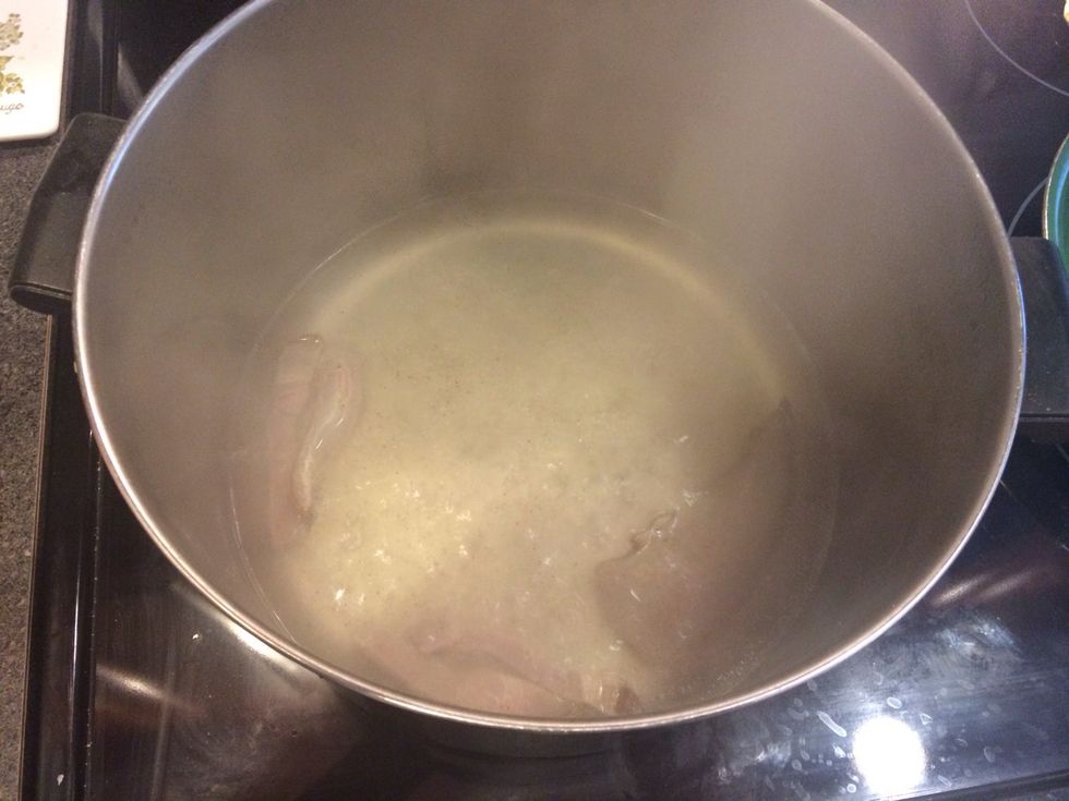 Boil an inch of water Add pepper (5-6 good shakes)
