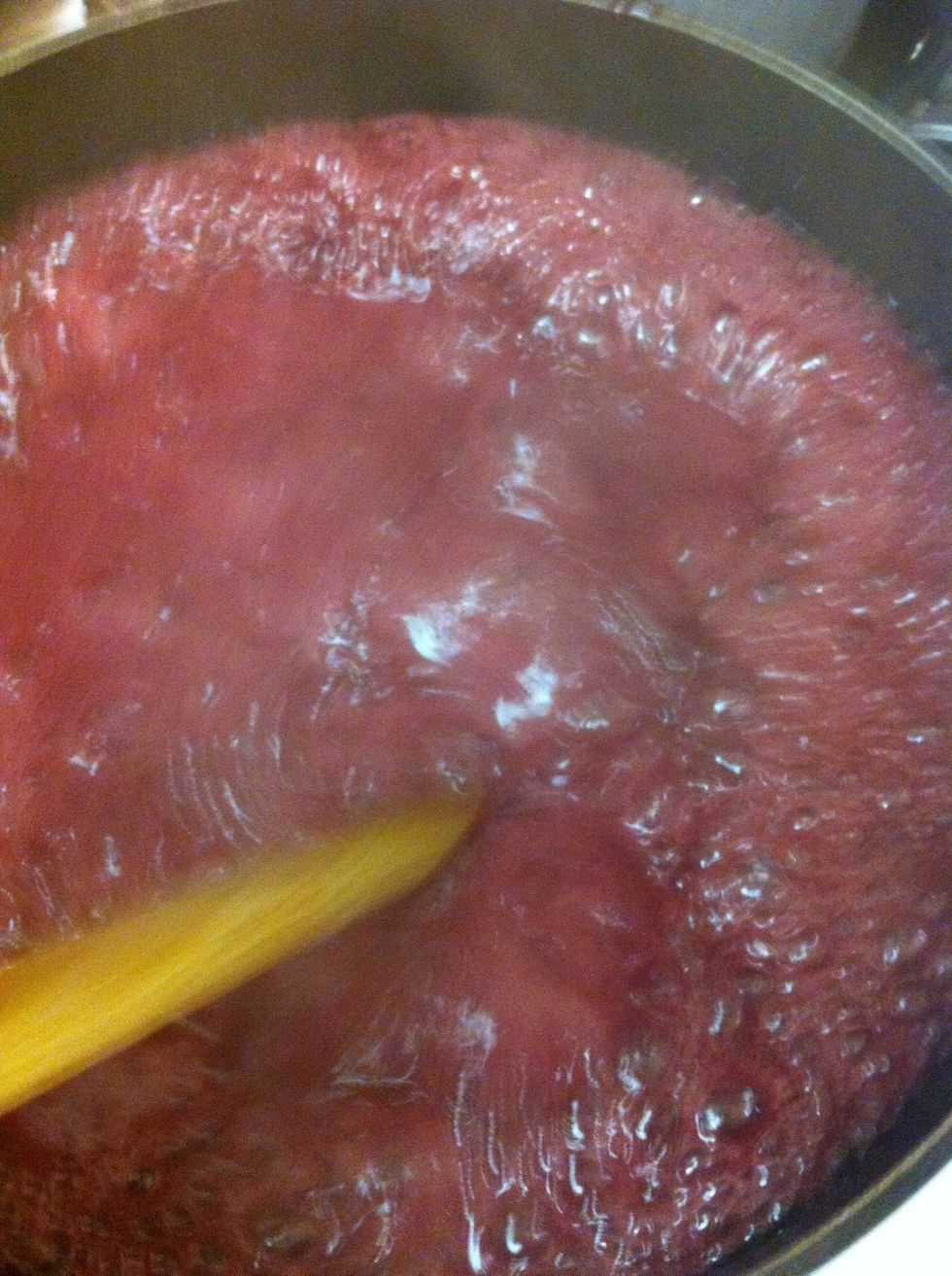 Boil remaining wine and sugar together. Stir in pectin, lemon juice, & butter, and return to vigorous boil, stirring constantly for 1 min.