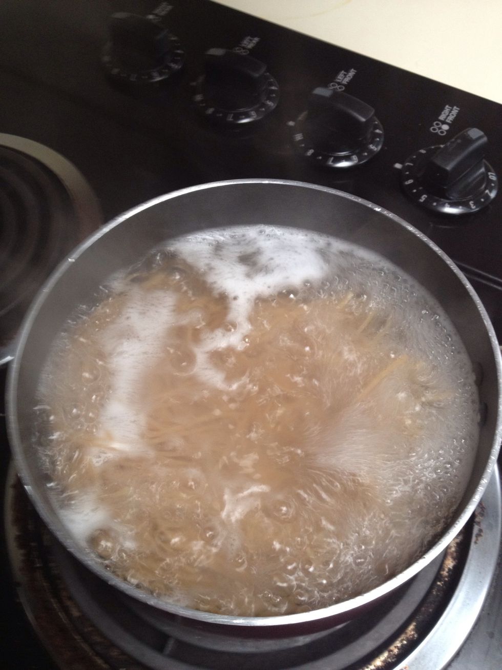 Boil spaghetti, salt for flavor. I think spaghetti is the best pasta for this dish