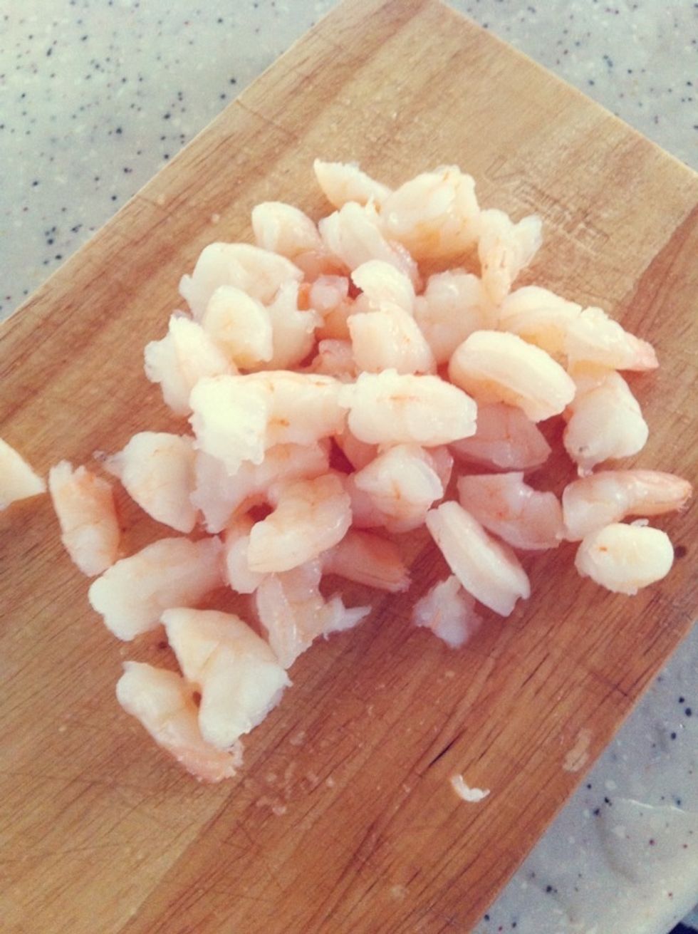 Boil the frozen shrimps & chop them into small pieces.