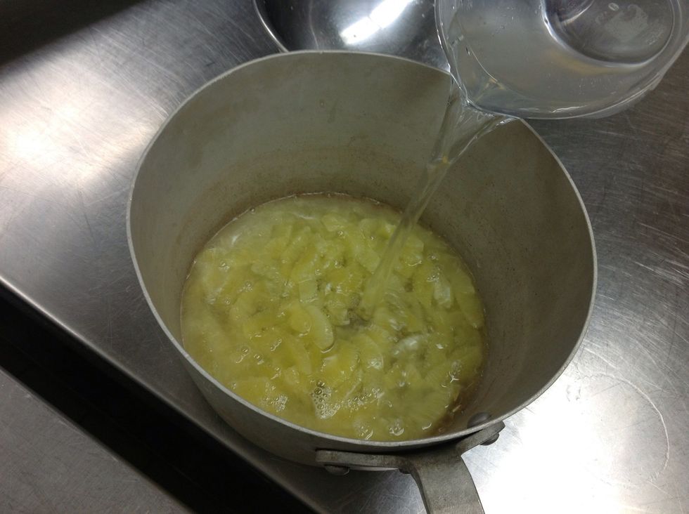 Boil the fruit segments