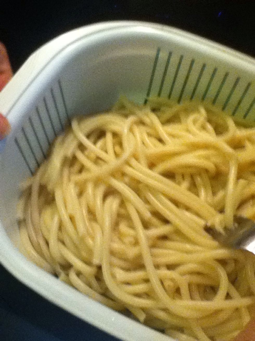 Boil the macaroni