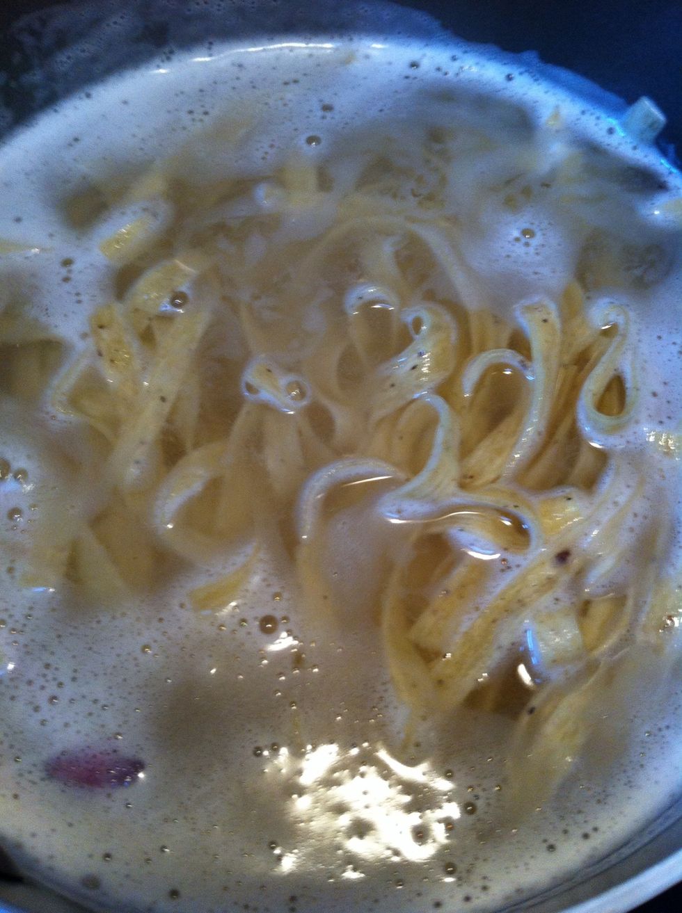 Boil the tagliatelle