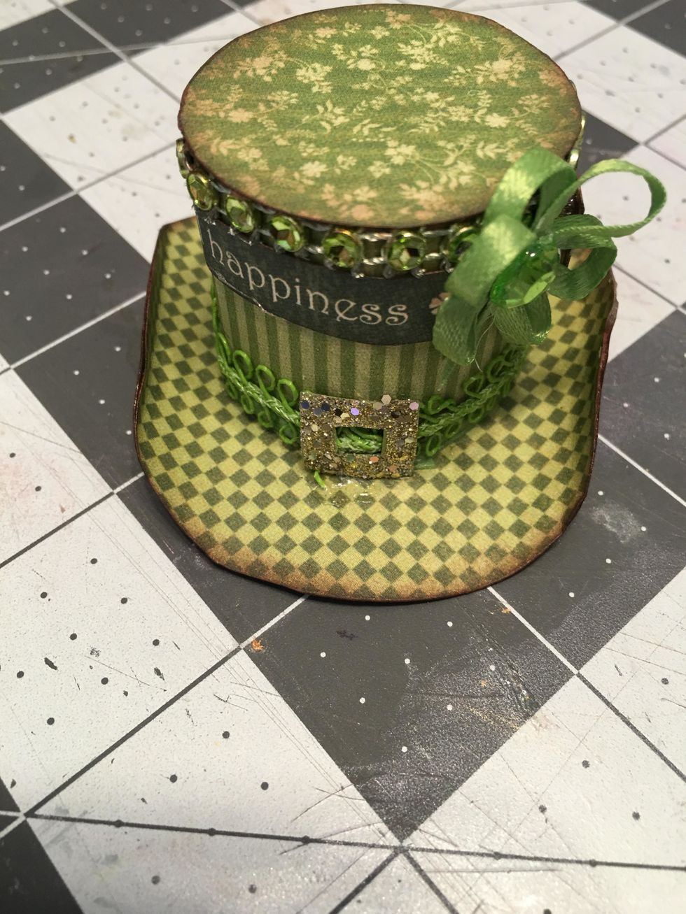 Bonus Project! From your bits of leftover paper, you could make a mini Leprechaun hat like this one!