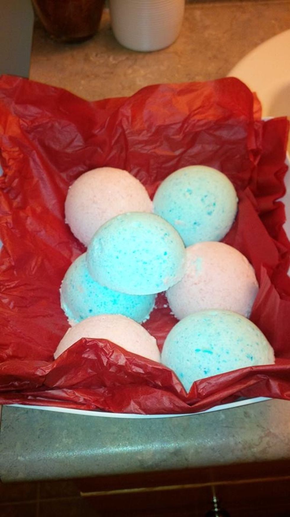 Boom there you have it (bath bomb pun intended) Now time to relax and enjoy!