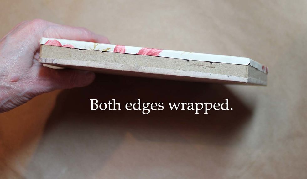 Both edges wrapped.