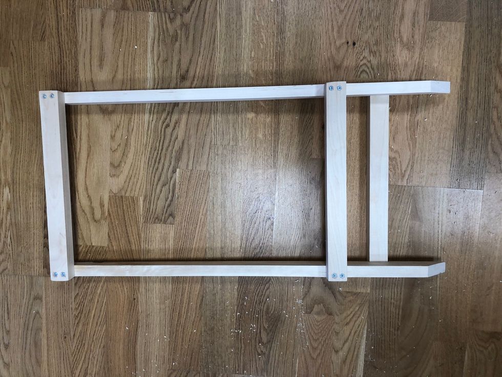 Br\u00e4nn in ditt namn eller initialer n\u00e5gonstans. L\u00e4s start och slutf\u00f6rande igen.