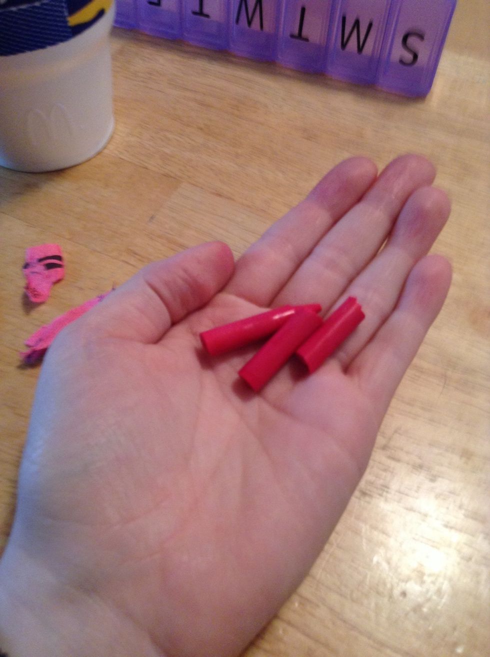 Break crayon into small chunks if go smaller than the picture