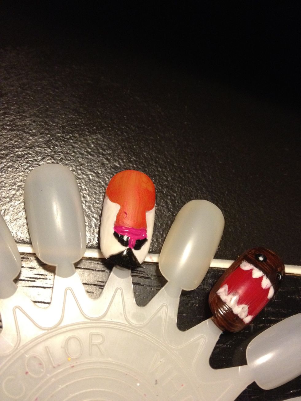 Bring the mouth from the pink line you just drew and curve the lines outward