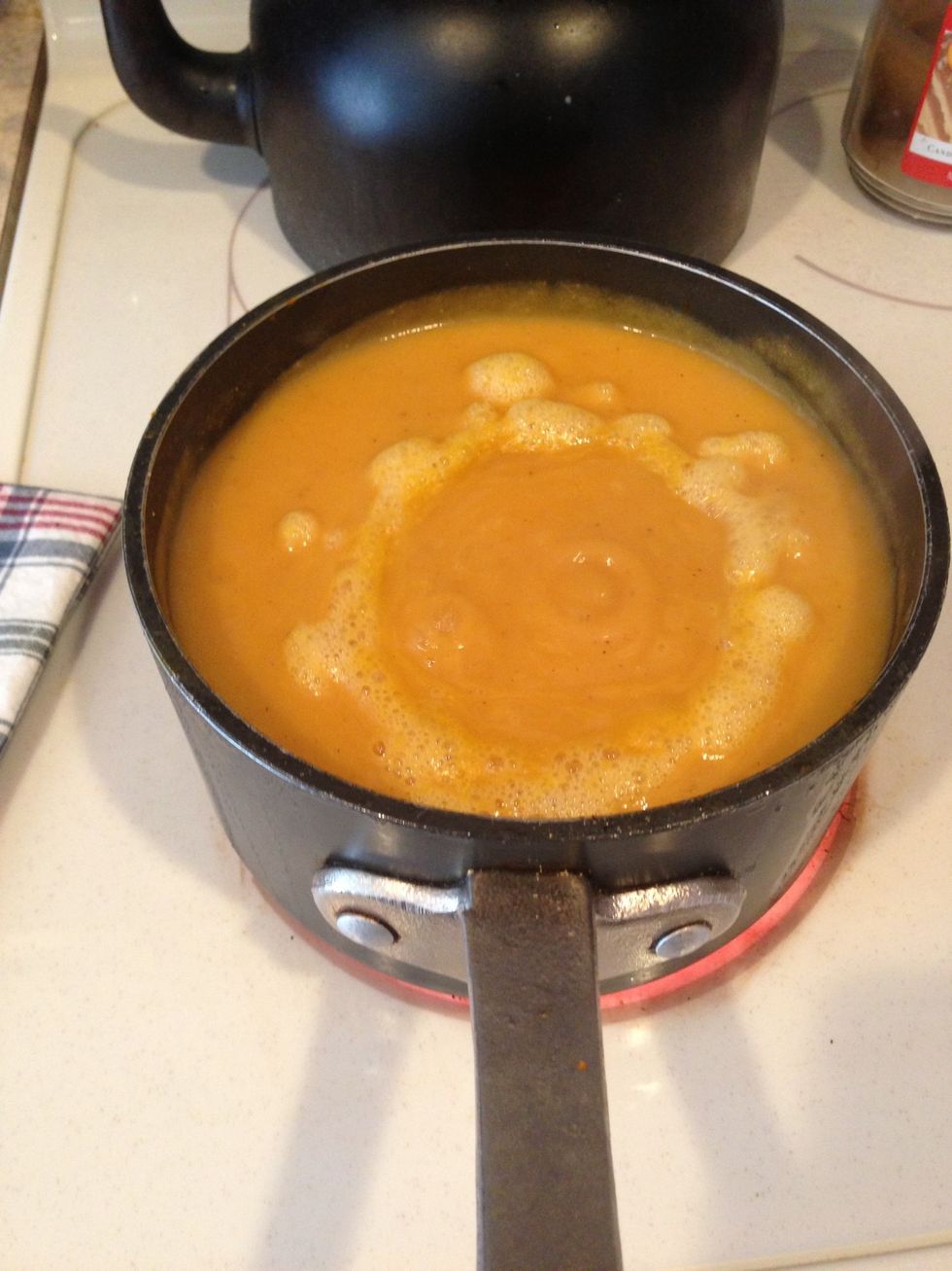 Bring to boil on medium high heat.