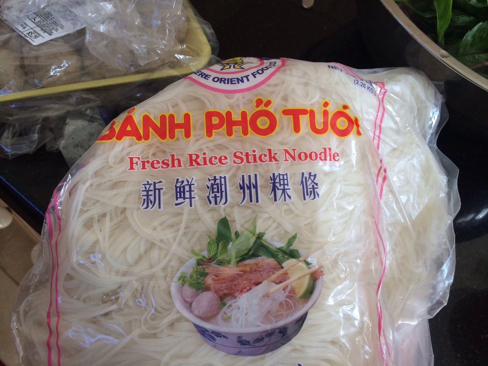 Bring water to a boil and immerse noodles. Drain immediately.