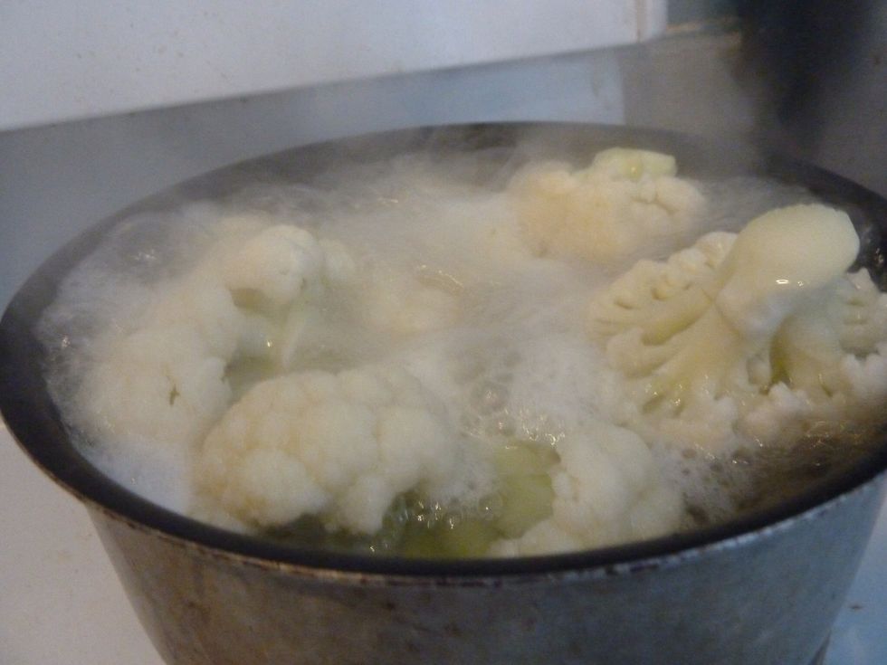 Bring water to boil and steam the florets for about 3-5mins