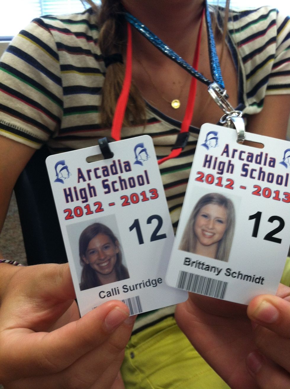 Broad statement: Lanyards are great. Thesis statement: Lanyards are beneficial because they help identify students and therefore keep the campus safe.