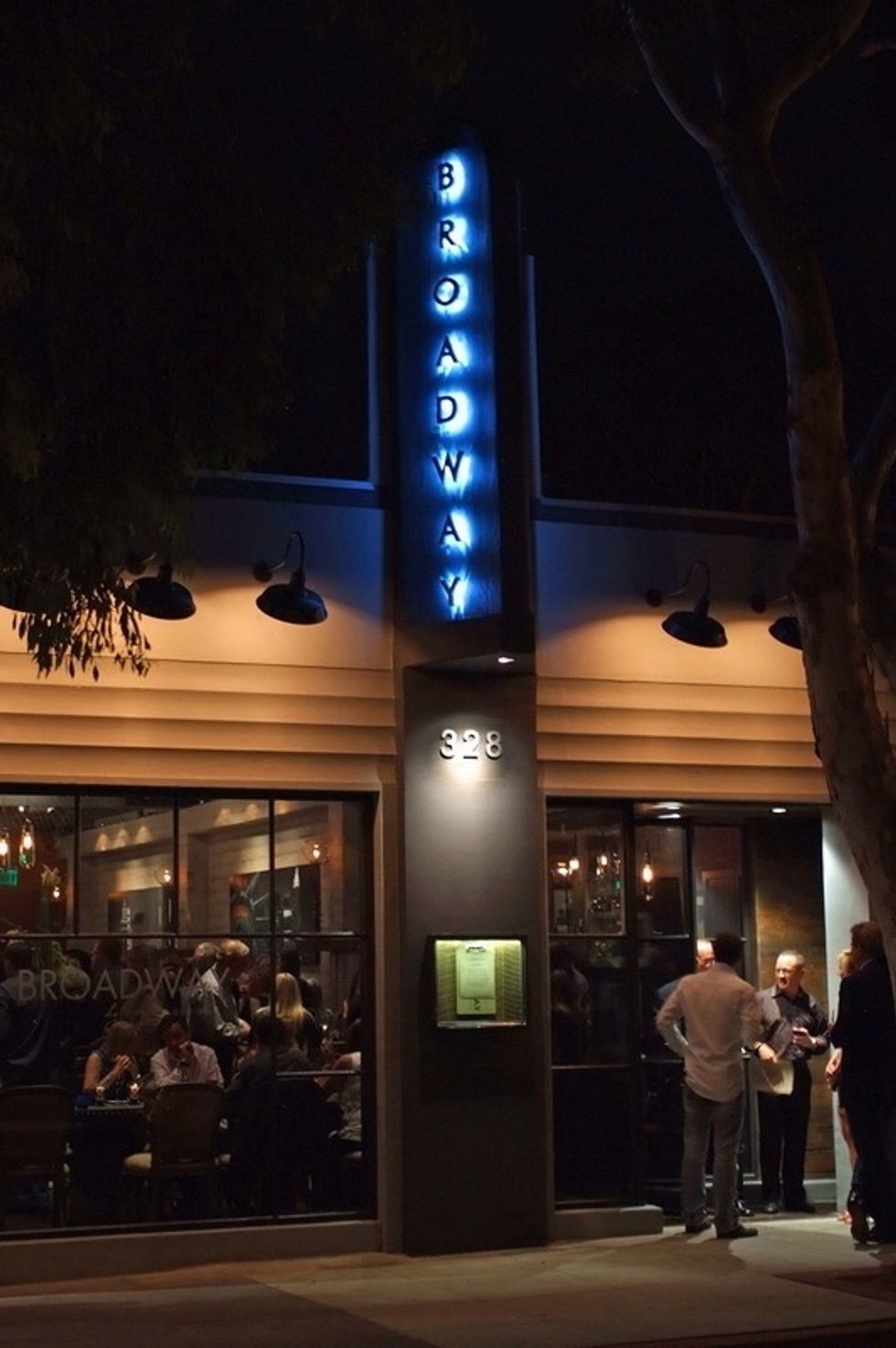 Broadway Laguna Restaurant