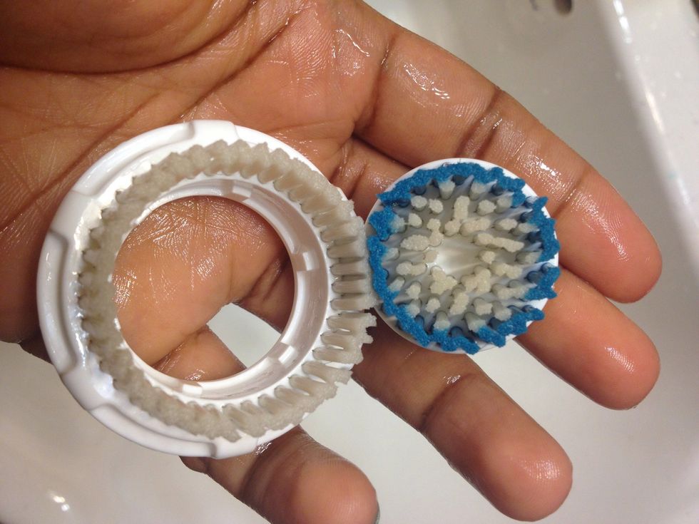 Brush heads are apart. Now re-attach the smaller part of the brush head (blue) to the Clarisonic